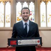 Harry Kane celebrates being given the Freedom of the City of London