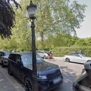 Cyclists on Regents Park's outer circle are being targeted by moped muggers